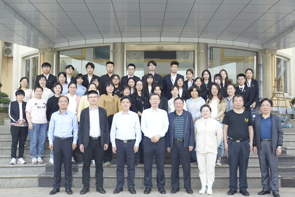 OK138太阳集团举行思政课集体备课会(图1) OK138太阳集团举行思政课集体备课会(图1)