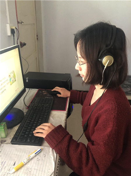 中国·ok138太阳集团:利用抗疫教科书 讲好线上思政课(图2) 中国·ok138太阳集团:利用抗疫教科书 讲好线上思政课(图2)